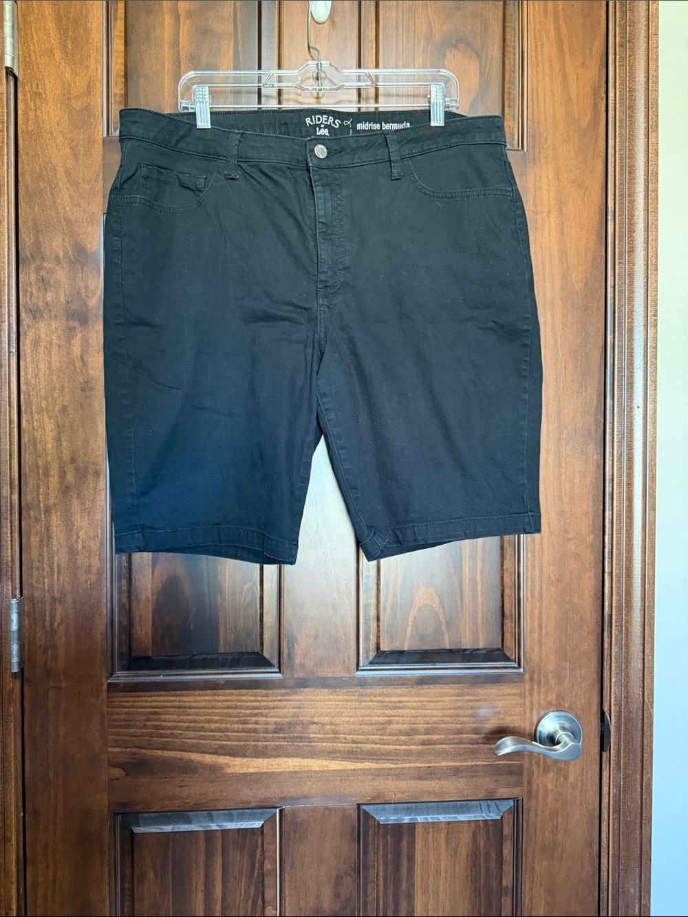 Riders by Lee Black Bermuda Shorts
